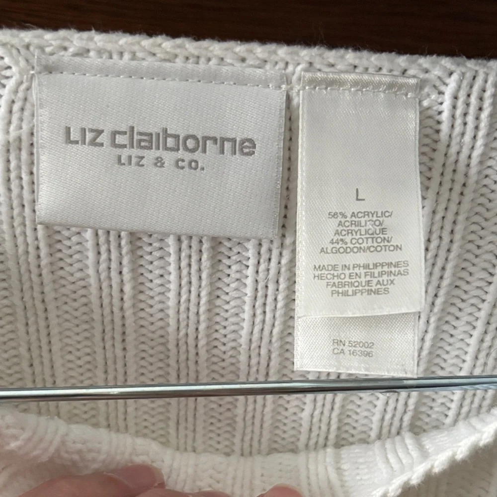 Liz Claiborne Women's Sweater. Boat Neck Style Cream Size Large - Picture 2 of 6